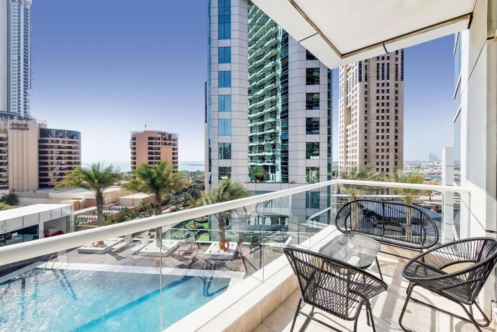 Fully Furnished 1 Bedroom In Botanica Tower Marina Dubái Exterior foto